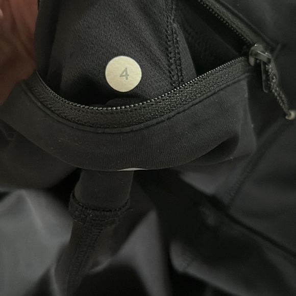 lululemon running crops - Picture 4 of 4